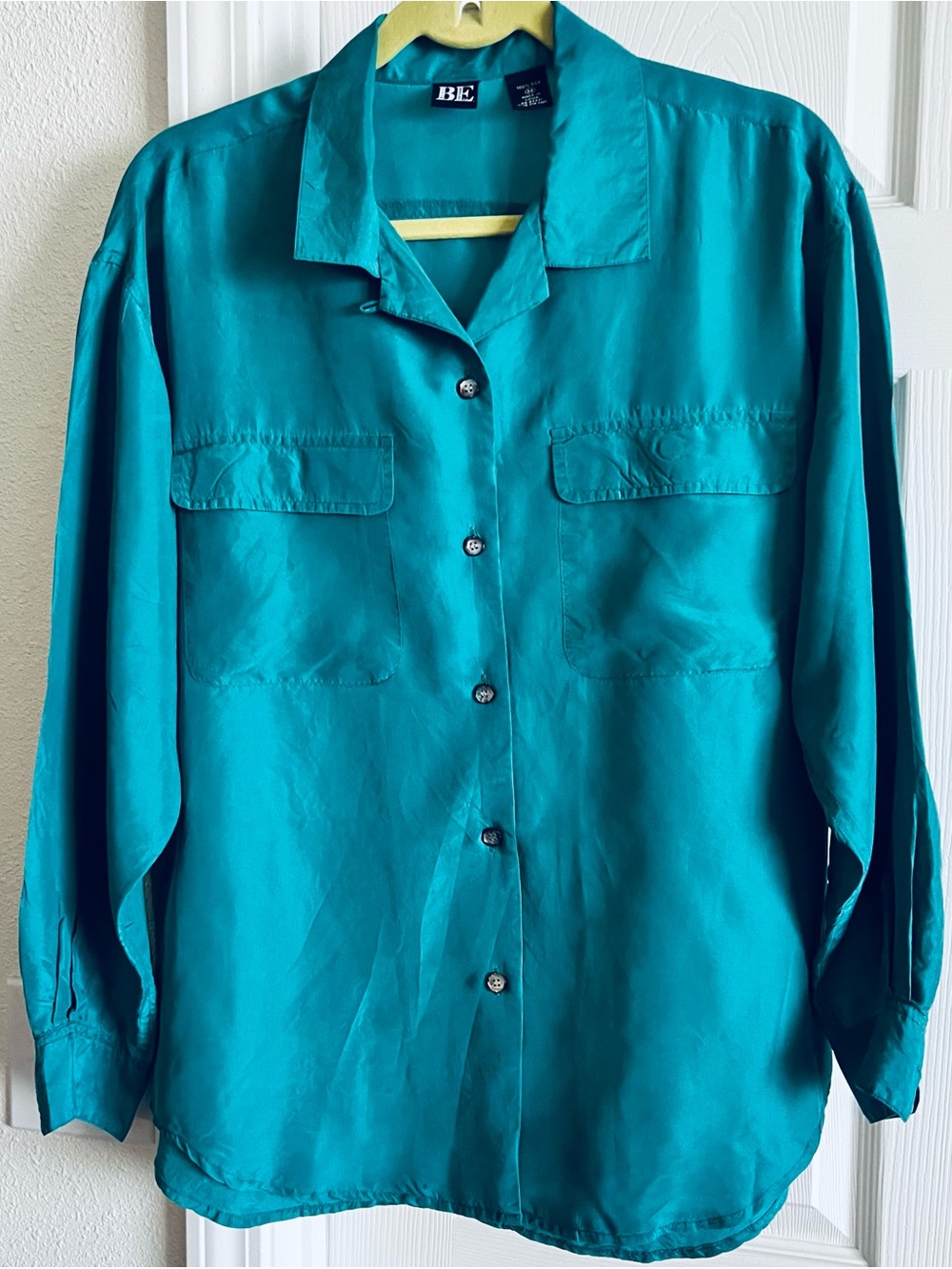 BE (Basic Edition) Sz M Women’s Teal  100% Silk  Blouse Long Sleeve